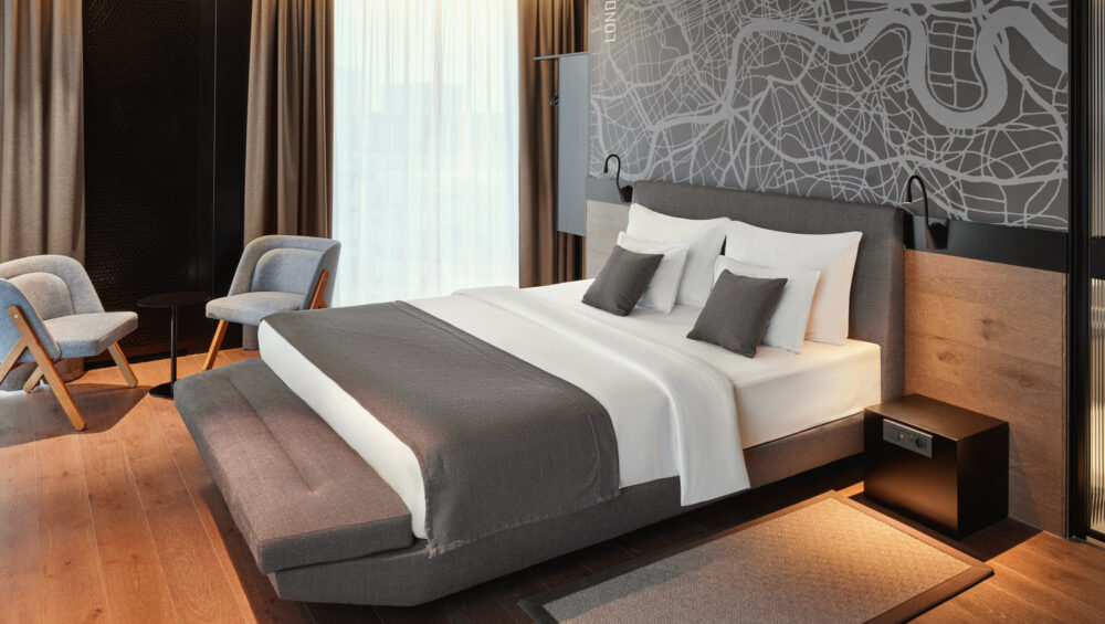 Junior Suite w- a kingsize bed