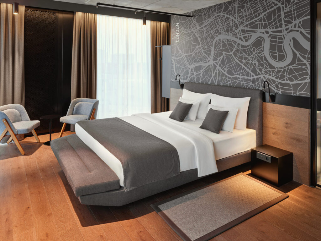 Junior Suite w- a kingsize bed