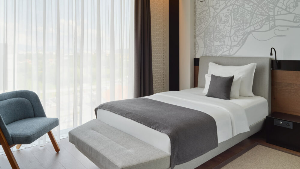 Superior room w- single bed